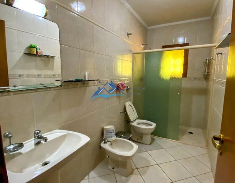 Chacara com 9 Quartos e 10 banheiros à Venda, 2665m² por R$ 3.200.000 COD. ps194