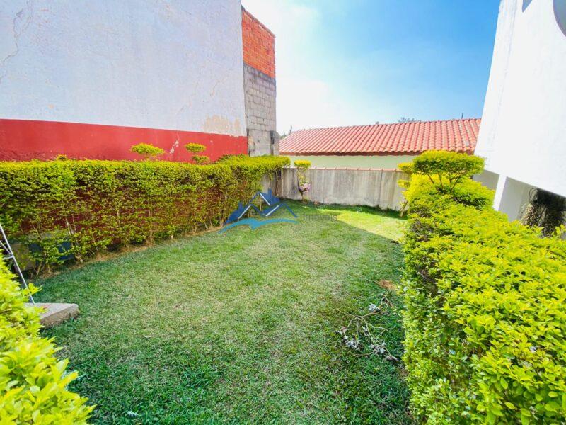 Chacara com 3 Quartos e 3 banheiros à Venda, 300 m² por R$ 1.400.000 COD. ch1258