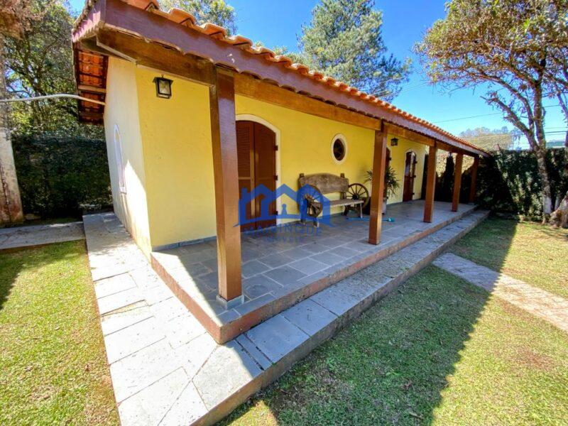 Sitio com 7 Quartos e 6 banheiros à Venda, 10.000 m² por R$ 1.200.000 COD. ch1266