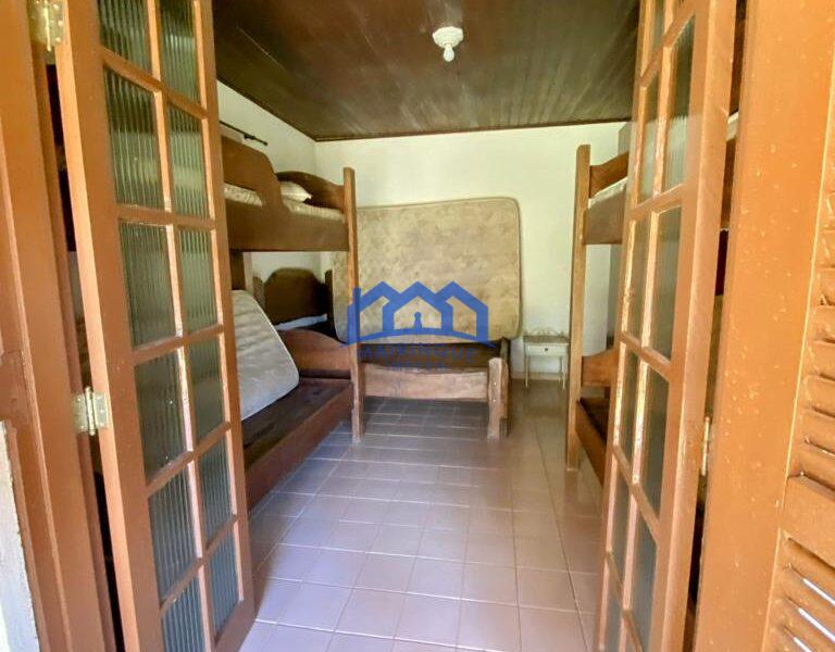 Sitio com 7 Quartos e 6 banheiros à Venda, 10.000 m² por R$ 1.200.000 COD. ch1266