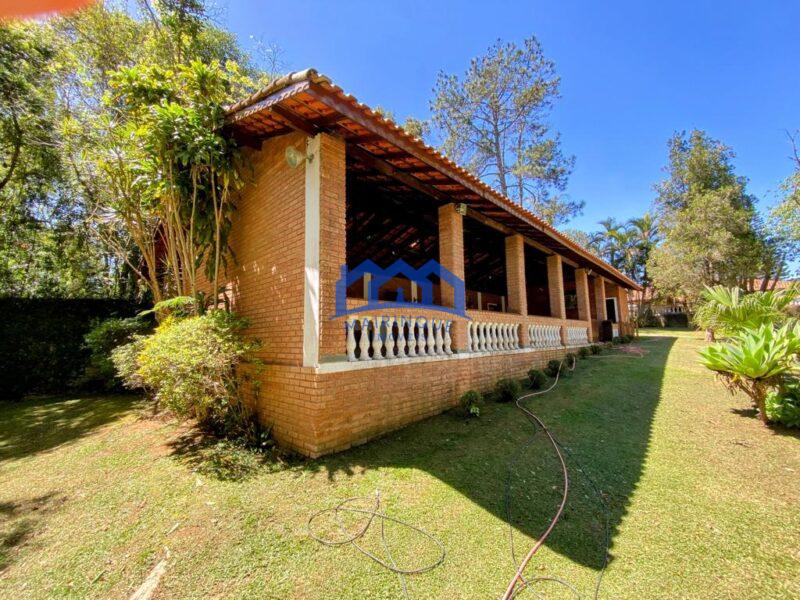 Sitio com 7 Quartos e 6 banheiros à Venda, 10.000 m² por R$ 1.200.000 COD. ch1266