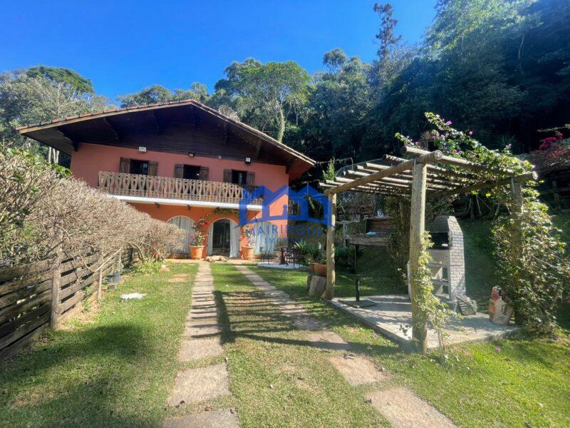 Fazenda/Sítio com 5 Quartos e 3 banheiros à Venda, 56000 m² por R$ 2.300.000 COD. ch1268