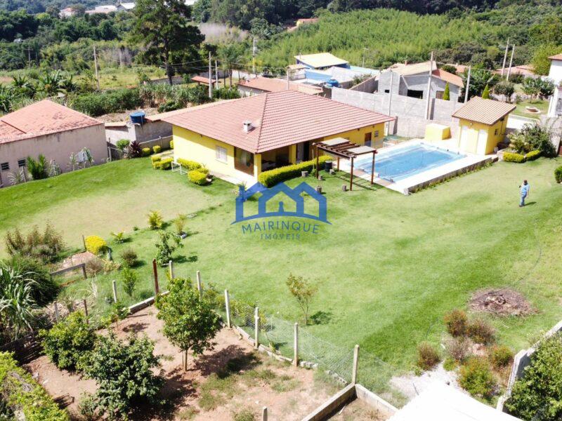 chacara com 3 Quartos e 2 banheiros à Venda, 1600 m² por R$ 750.000 COD. ch1323