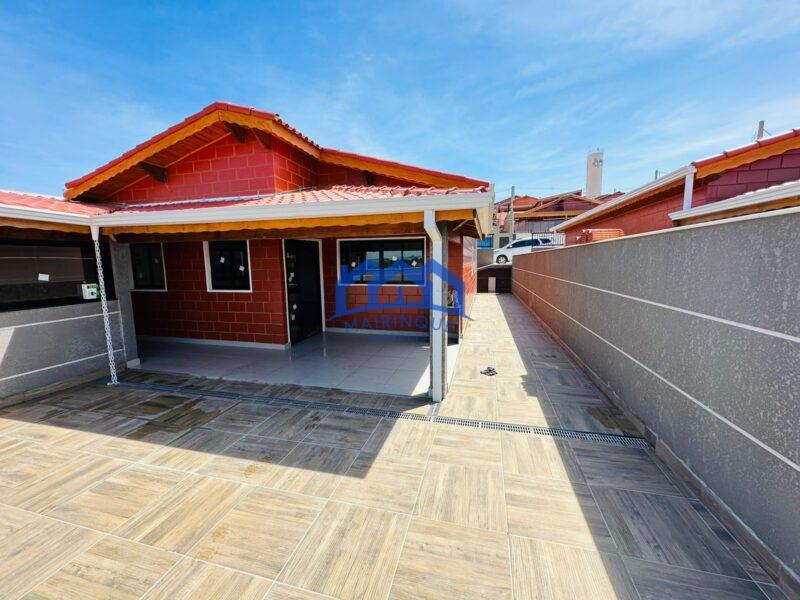 Chalé com 3 Quartos e 2 banheiros à Venda, 200 m² por R$ 950.000 COD. ch1378