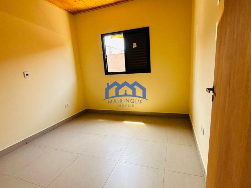 Chalé com 3 Quartos e 2 banheiros à Venda, 200 m² por R$ 950.000 COD. ch1378