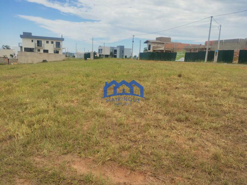 Lote/Terreno à Venda, 432 m² por R$ 120.000 COD. ch1410