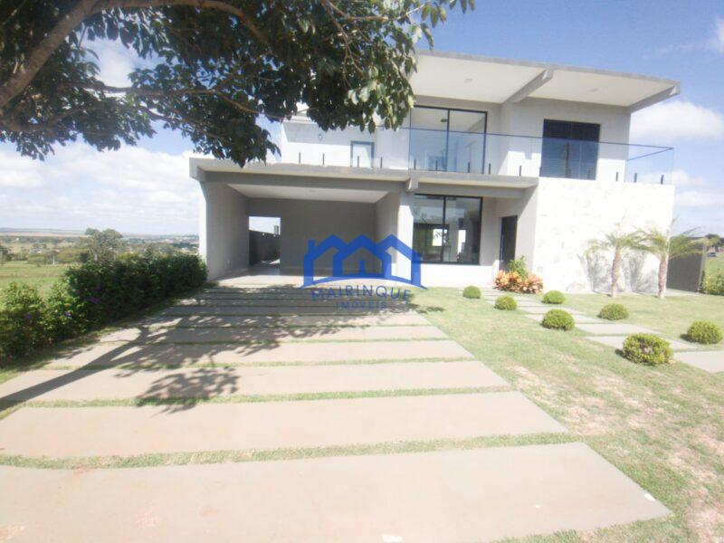 casa com 4 Quartos e 4 banheiros à Venda, 450 m² por R$ 1.500.000 COD. ch1453