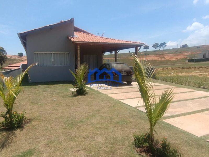 Casa de Condomínio com 3 Quartos e 2 banheiros à Venda, 450 m² por R$ 800.000 COD. ch1465