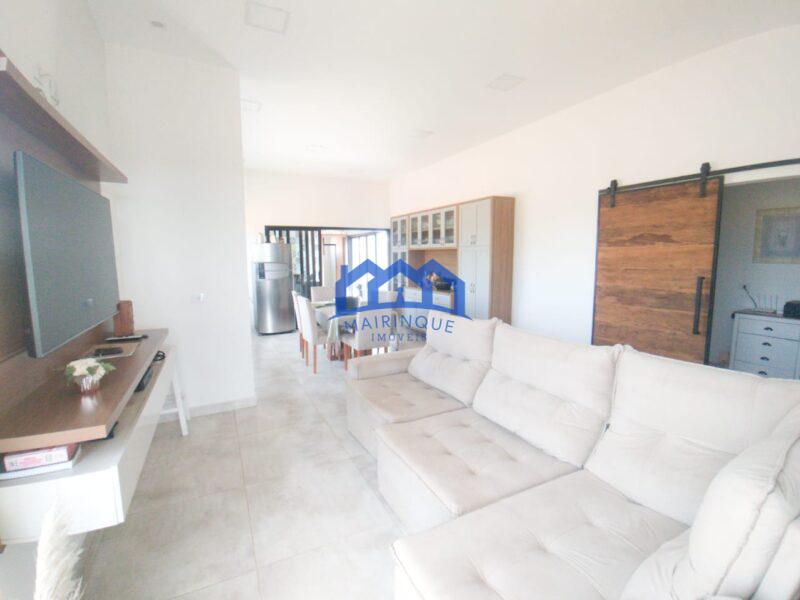 casa com 3 Quartos e 3 banheiros à Venda, 450 m² por R$ 850.000 COD. ch1473