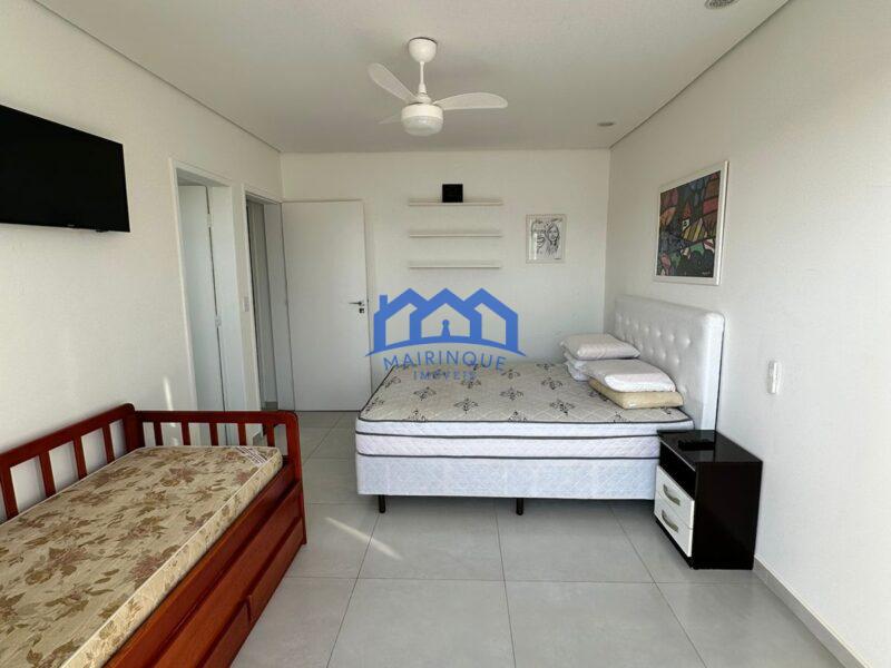 casa com 3 Quartos e 3 banheiros à Venda, 450 m² por R$ 1.400.000 COD. ch1467