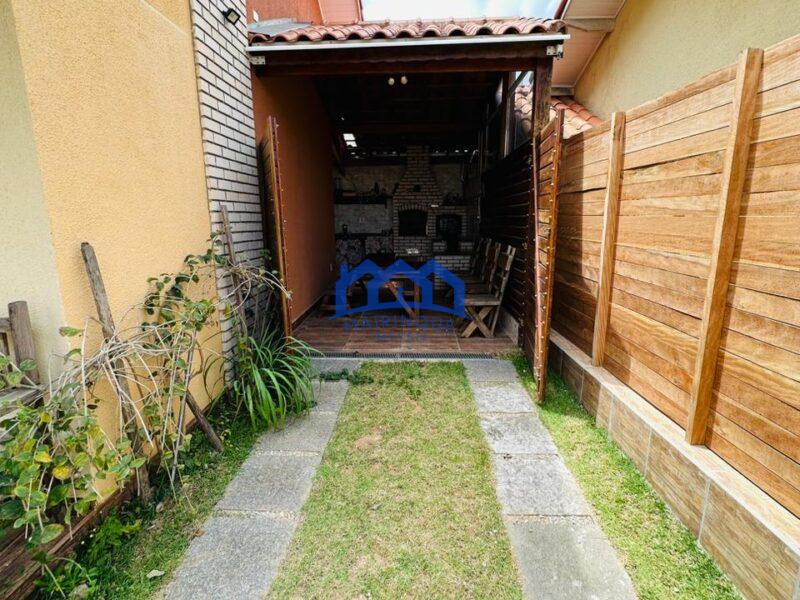 Chácara com 4 Quartos e 2 banheiros à Venda, 250 m² por R$330.000 COD. ch1490