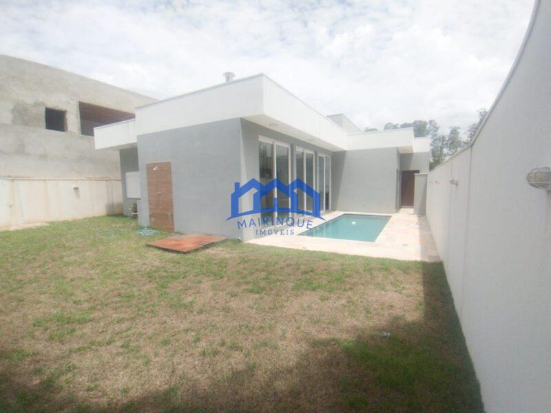 Casa de Condomínio com 3 Quartos e 4 banheiros à Venda, 450 m² por R$ 1.600.000 COD. ch1503