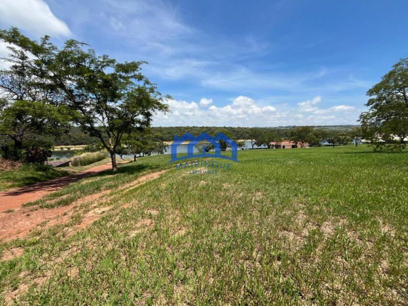 Lote/Terreno à Venda, 450 m² por R$ 150.000 COD. ch1498