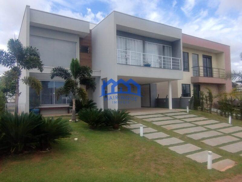 casa com 3 Quartos e 3 banheiros à Venda, 450 m² por R$ 1.400.000 COD. ch1467