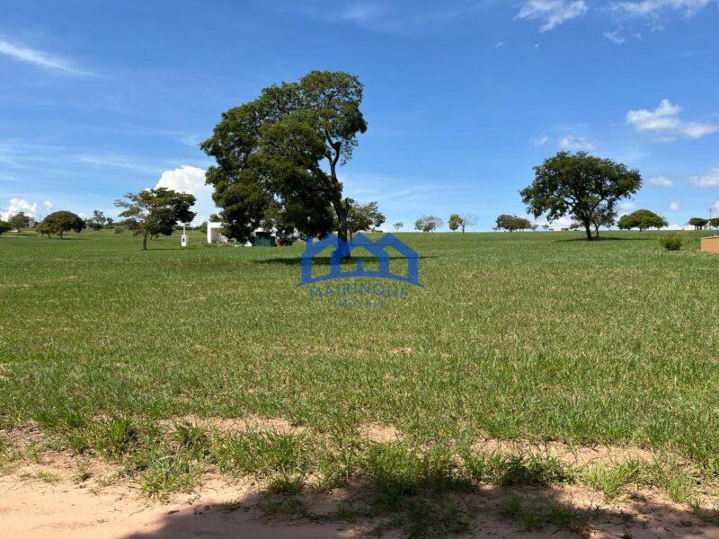 Lote/Terreno à Venda, 450 m² por R$ 70.000 ch 1505