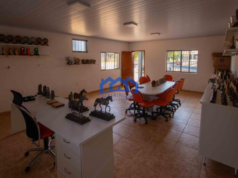 Sítio/Fazenda com 3 Quartos e 2 banheiros à Venda, 484000 m² por R$ 12.000.000,00 COD. ch1521