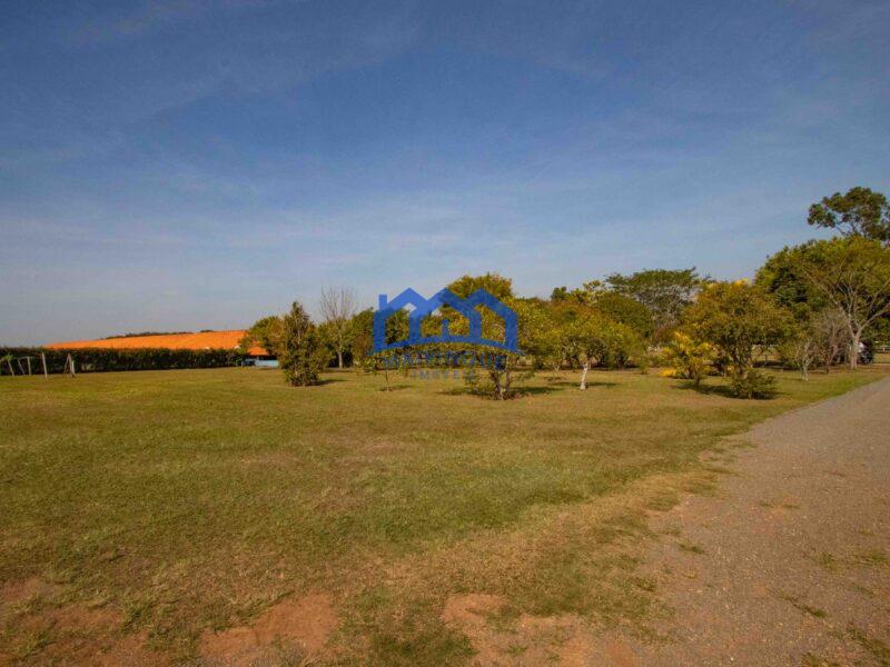 Sítio/Fazenda com 3 Quartos e 2 banheiros à Venda, 484000 m² por R$ 12.000.000,00 COD. ch1521