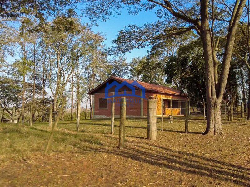 Sítio/Fazenda com 2 Quartos e 2 banheiros à Venda, 2589400 m² por R$ 70.000.000 COD. ch1523