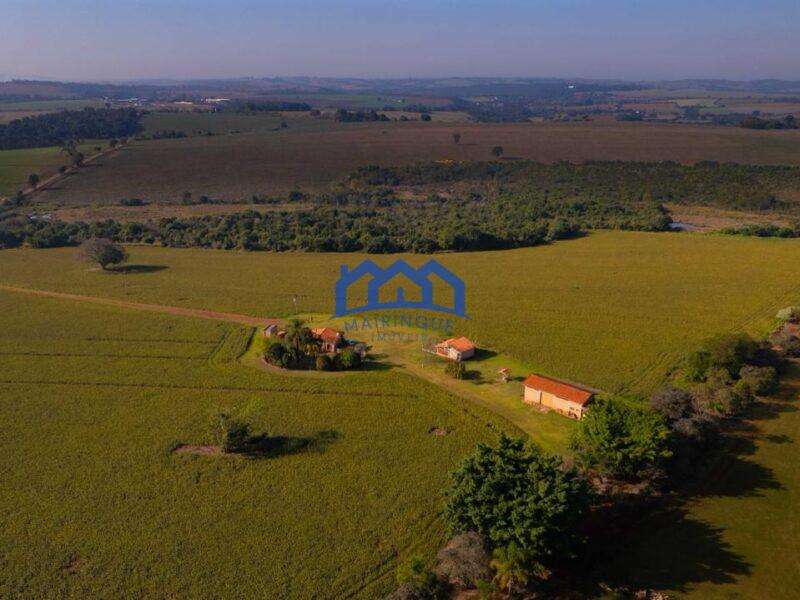 Sítio/Fazenda com 2 Quartos e 1 banheiro à Venda, 225060 m² por R$ 4.950.000 COD. ch1552