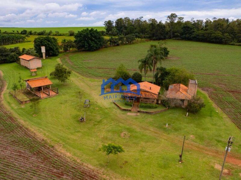 Sítio/Fazenda com 2 Quartos e 1 banheiro à Venda, 225060 m² por R$ 4.950.000 COD. ch1552