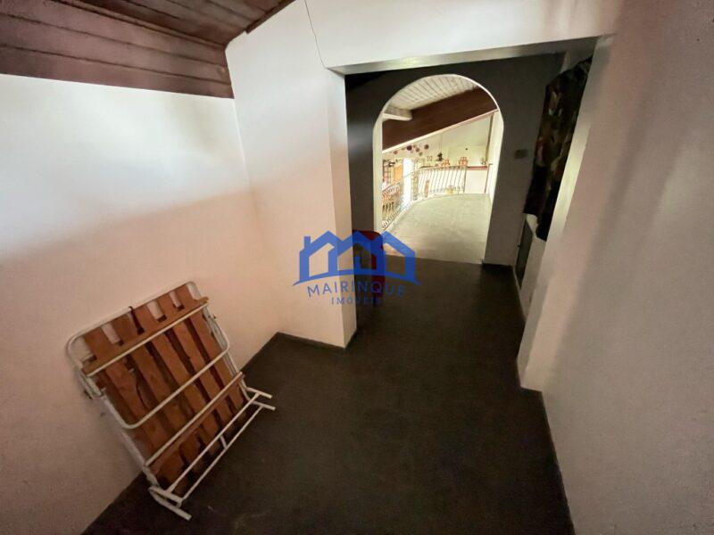 Sítio/Fazenda com 3 Quartos e 2 banheiros à Venda, 17000 m² por R$ 1.400.000,00 ch1381