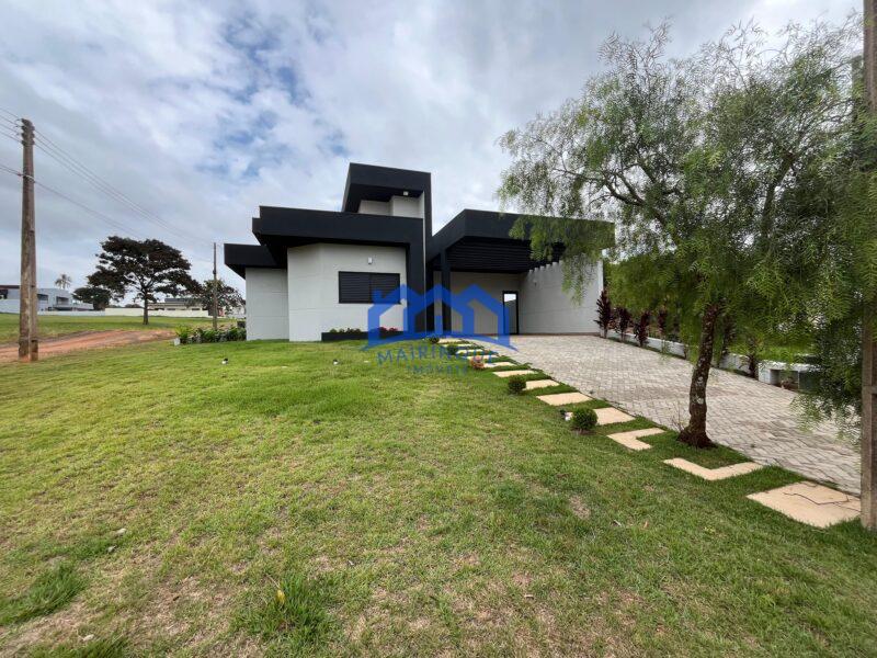 Casa de campo na região de Avaré 437m² R$ 950.000,00 ch1608