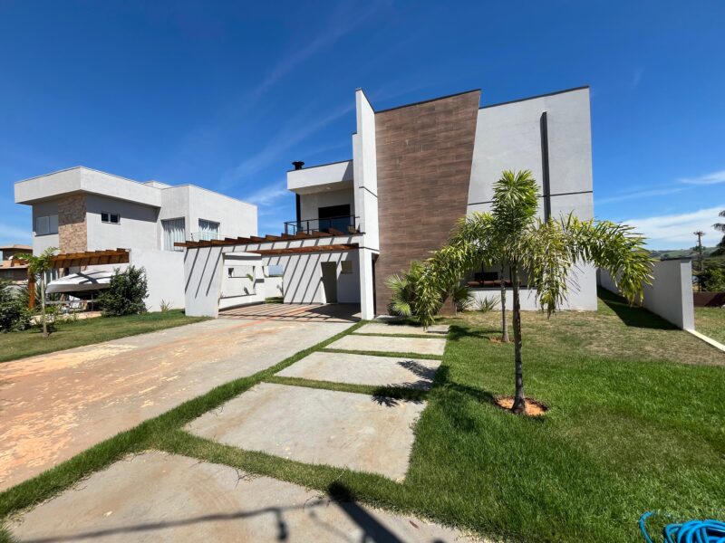 Casa de campo na região de Avaré 480m² R$ 1.250.000,00 ch1611