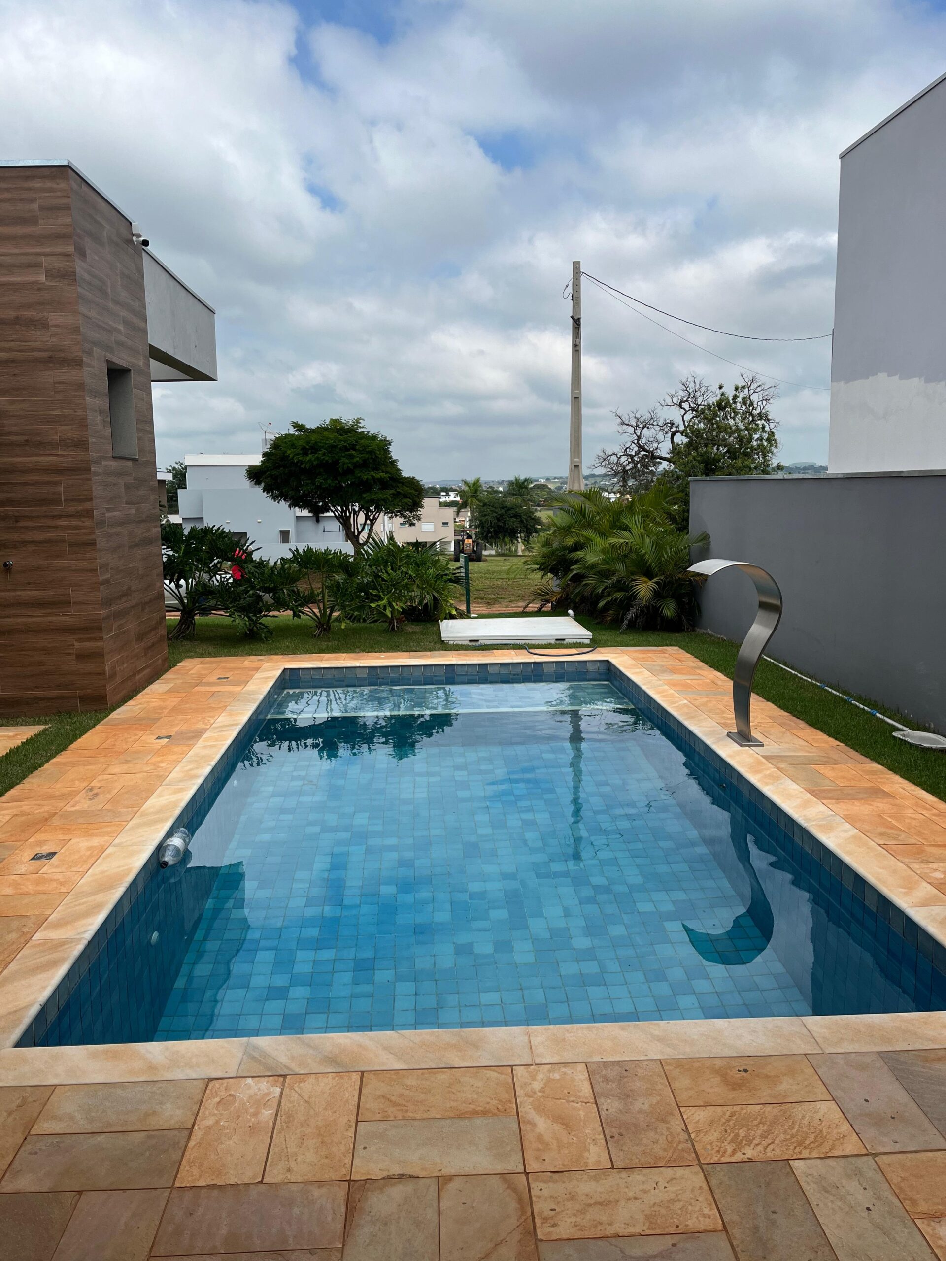 casa de campo na represa de Jurumirim 450m² R$ 850.000,00 ch1621