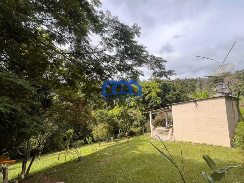 Chácara com 2 Quartos e 1 banheiro à Venda, 2000 m² por R$ 230.000 COD ch1634