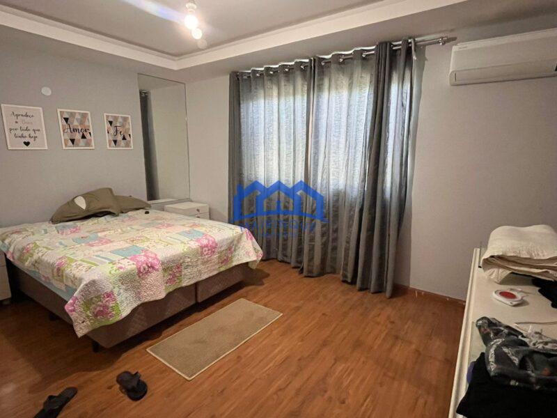 Chácara com 3 Quartos e 2 banheiros à Venda, 2400 m² por R$ 1.500.000 COD. ch1664