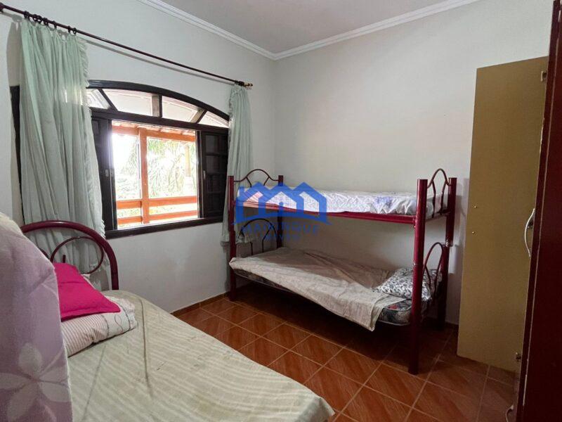 Chácara com 5 Quartos e 4 banheiros à Venda, 2.400 m² por R$ 1.200.000 cod. CH1680