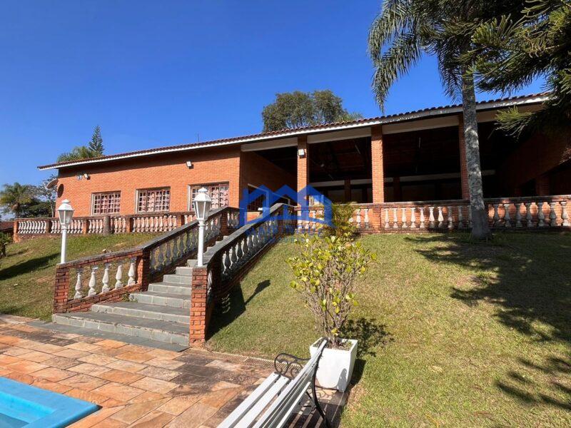 Chacara com 10 Quartos e 9 banheiros à Venda, 6000 m² por R$ 3.500.000 cod.ch1695