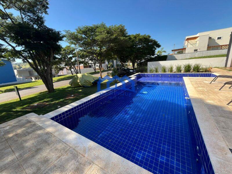 Casa com 5 Quartos e 6 banheiros à Venda, 450 m² por R$ 2.500.000 COD. CH1698