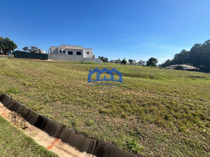 Lote/Terreno à Venda, 779 m² por R$ 220.000 cod ch1705