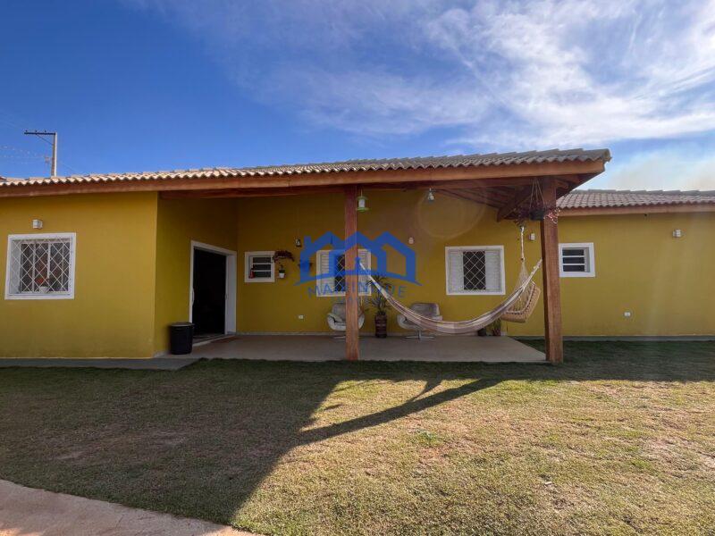 chácara com 3 Quartos e 3 banheiros à Venda, 1000 m² por R$ 650.000 cod. ch1752