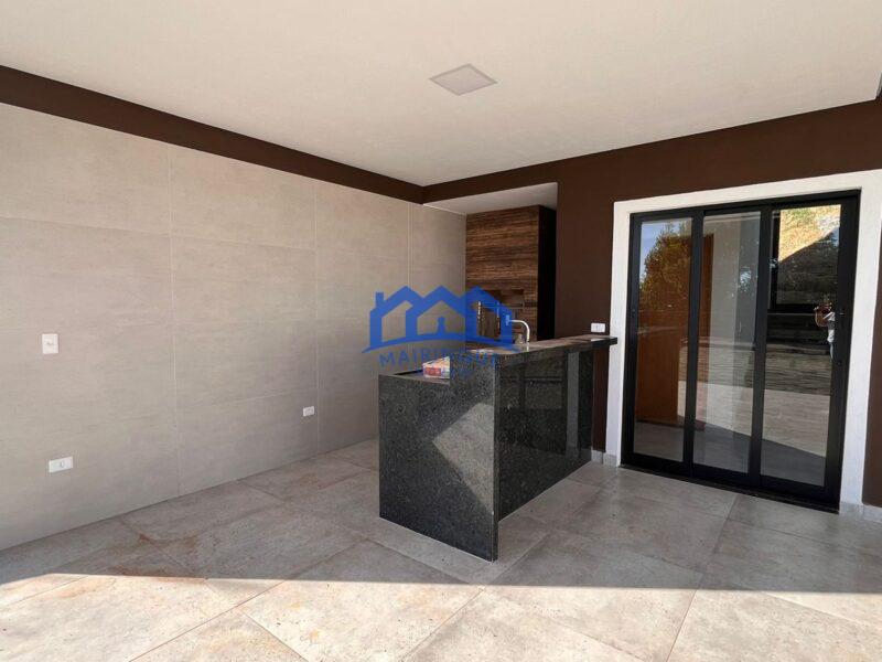 Chacara com 4 Quarto e 3 banheiro à Venda, 1000 m² por R$ 1.100.000 cod. ch1754