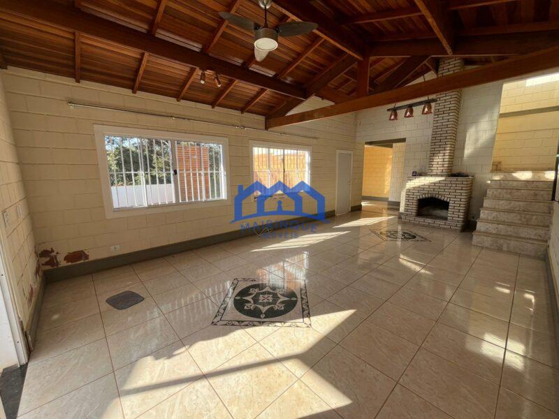 Chacara com 3 Quartos e 4 banheiros à Venda, 1147 m² por R$ 500.000 ch1758