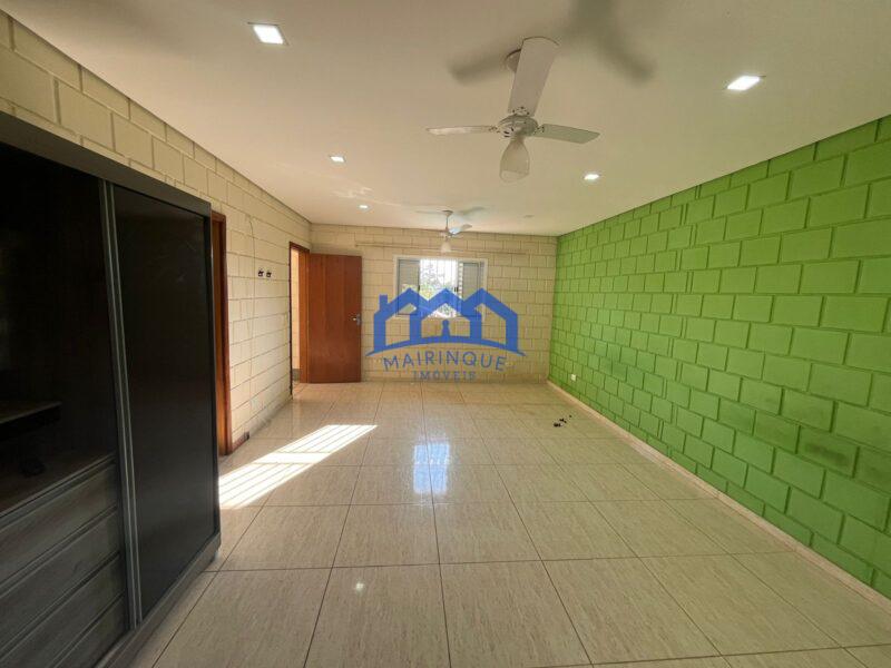 Chacara com 3 Quartos e 4 banheiros à Venda, 1147 m² por R$ 500.000 ch1758