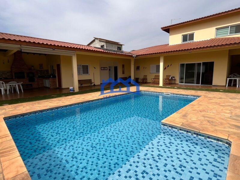 Chacara com 6 Quartos e 6 banheiros à Venda, 1000 m² por R$ 1.100.000. cod ch1760