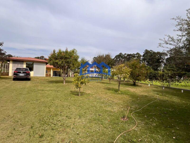 Chacara com 6 Quartos e 6 banheiros à Venda, 1000 m² por R$ 1.100.000. cod ch1760