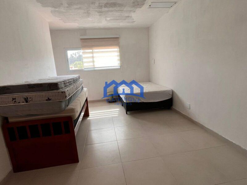 Chacara com 6 Quartos e 6 banheiros à Venda, 1000 m² por R$ 1.100.000. cod ch1760