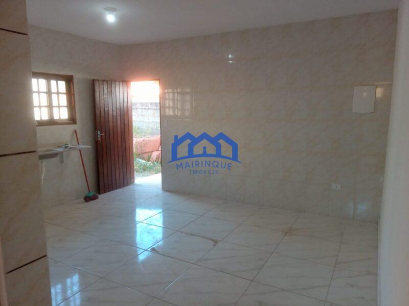 Casa com 3 Quartos e 2 banheiros à Venda, 430 m² por R$ 300.000,00 cód. ch1788