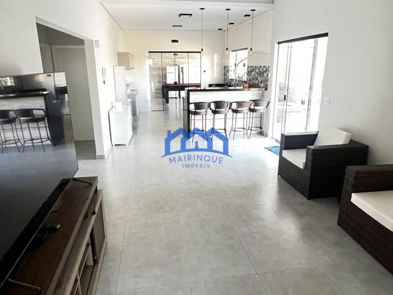 Chacara com 3 Quartos e 2 banheiros à Venda, 1800 m² por R$ 1.200.000 cod. ch520