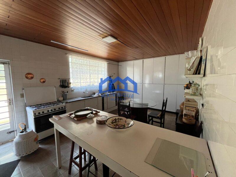 Chacara com 7 Quartos e 5 banheiros à Venda, 6000 m² por R$ 1.600.000. cod ch1803