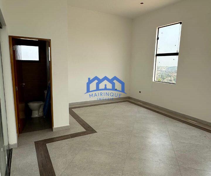 Chacara com 3 Quartos e 3 banheiros à Venda, 1000 m² por R$ 699.000. cod ch1811