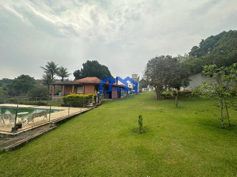 Chacara com 6 Quartos e 3 banheiros à Venda, 3000 m² por R$ 7500.000. cod.ch1821