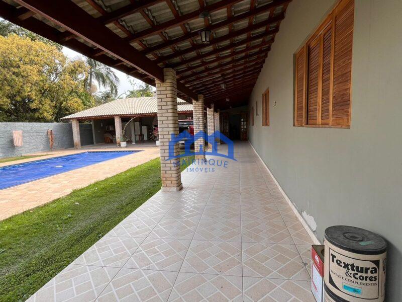 Chacara com 4 Quartos e 3 banheiros à Venda, 1000 m² por R$ 850.000. cod.ch1823