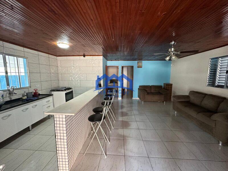 Chacara com 4 Quartos e 3 banheiros à Venda, 1000 m² por R$ 450.000. codch1828