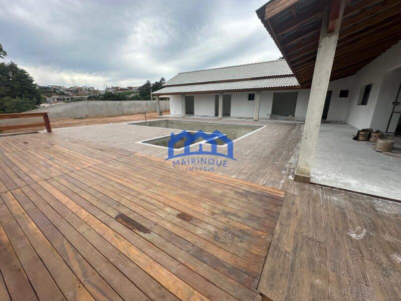 Chácara com 3 Quartos e 4 banheiros à Venda, 1000 m² por R$ 1.200.000 Cód. ch1829