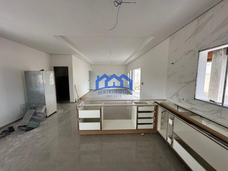 Chácara com 3 Quartos e 4 banheiros à Venda, 1000 m² por R$ 1.200.000 Cód. ch1829